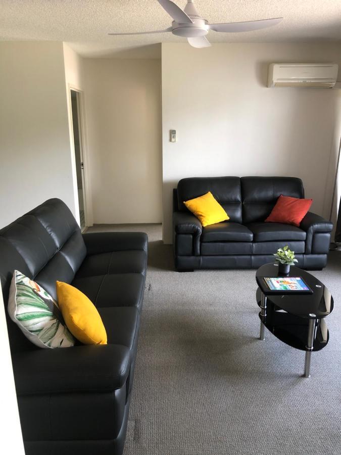 White Crest Apartments Hervey Bay Exteriör bild
