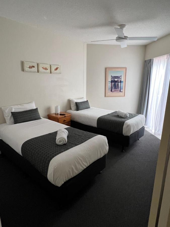 White Crest Apartments Hervey Bay Exteriör bild