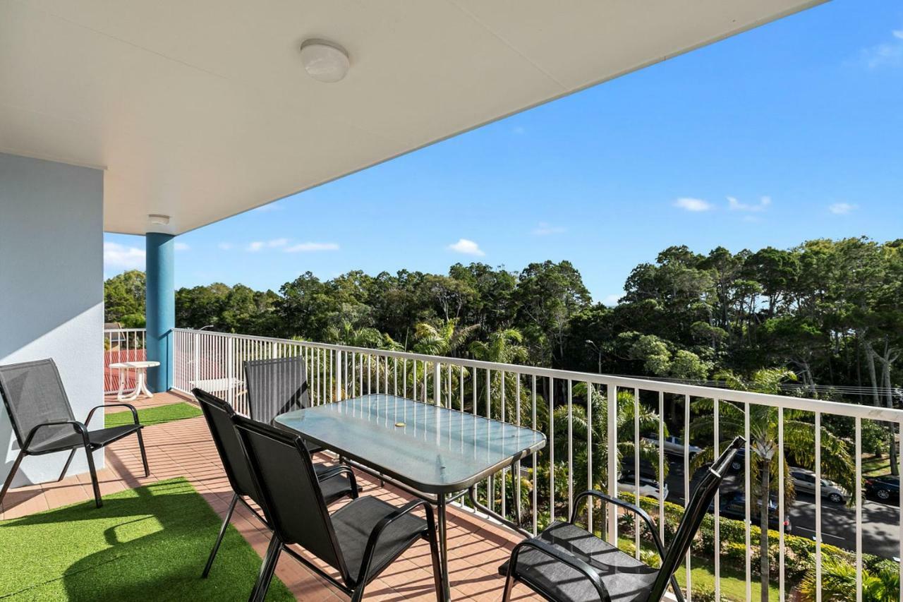 White Crest Apartments Hervey Bay Exteriör bild